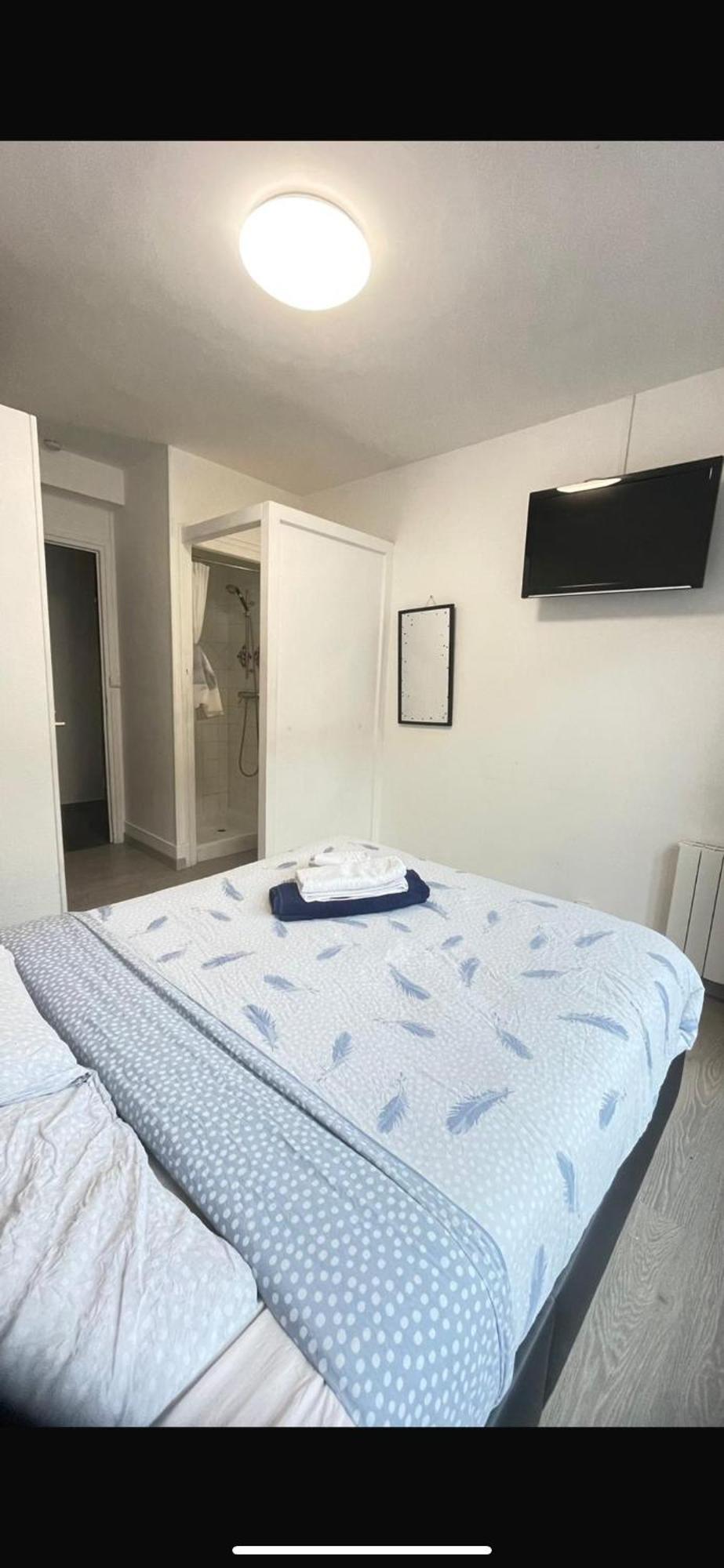 Chambre Double Beauvais Exterior photo